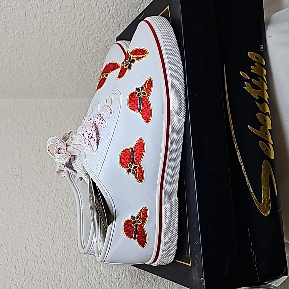Sebastino Embroider Red Hat - Picture 2 of 10